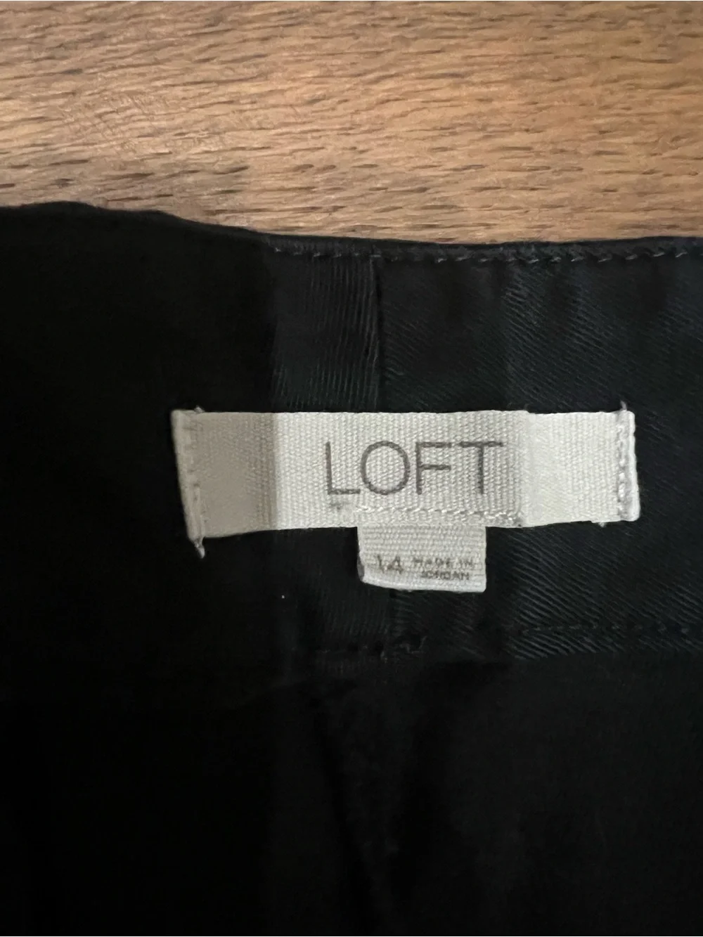 Women’s Loft Black Cotton Shorts in size 14
